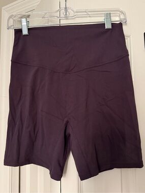 High-Waist Bike Shorts in Deep Plum